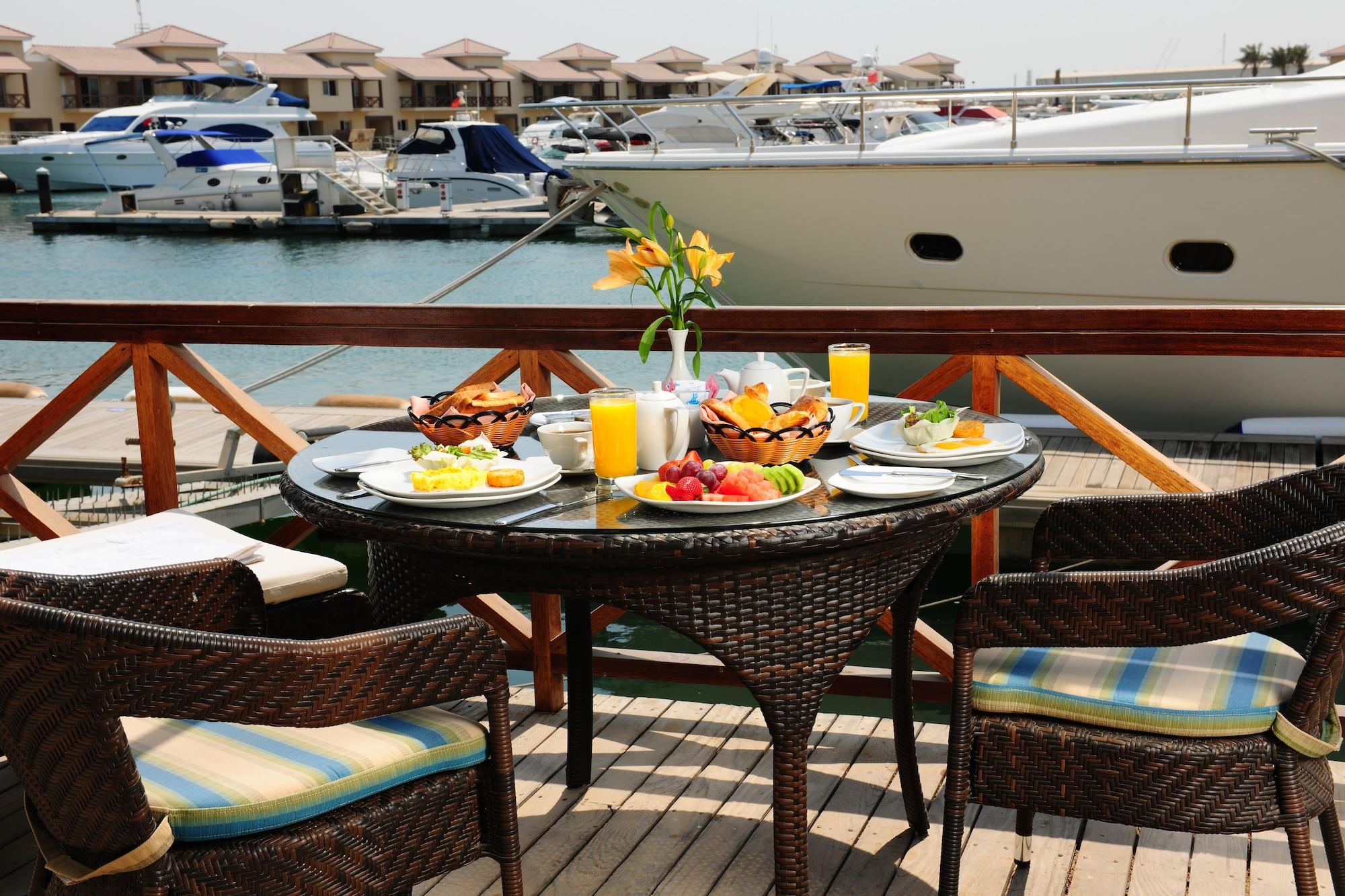Albander Hotel & Resort Sitrah Exterior photo