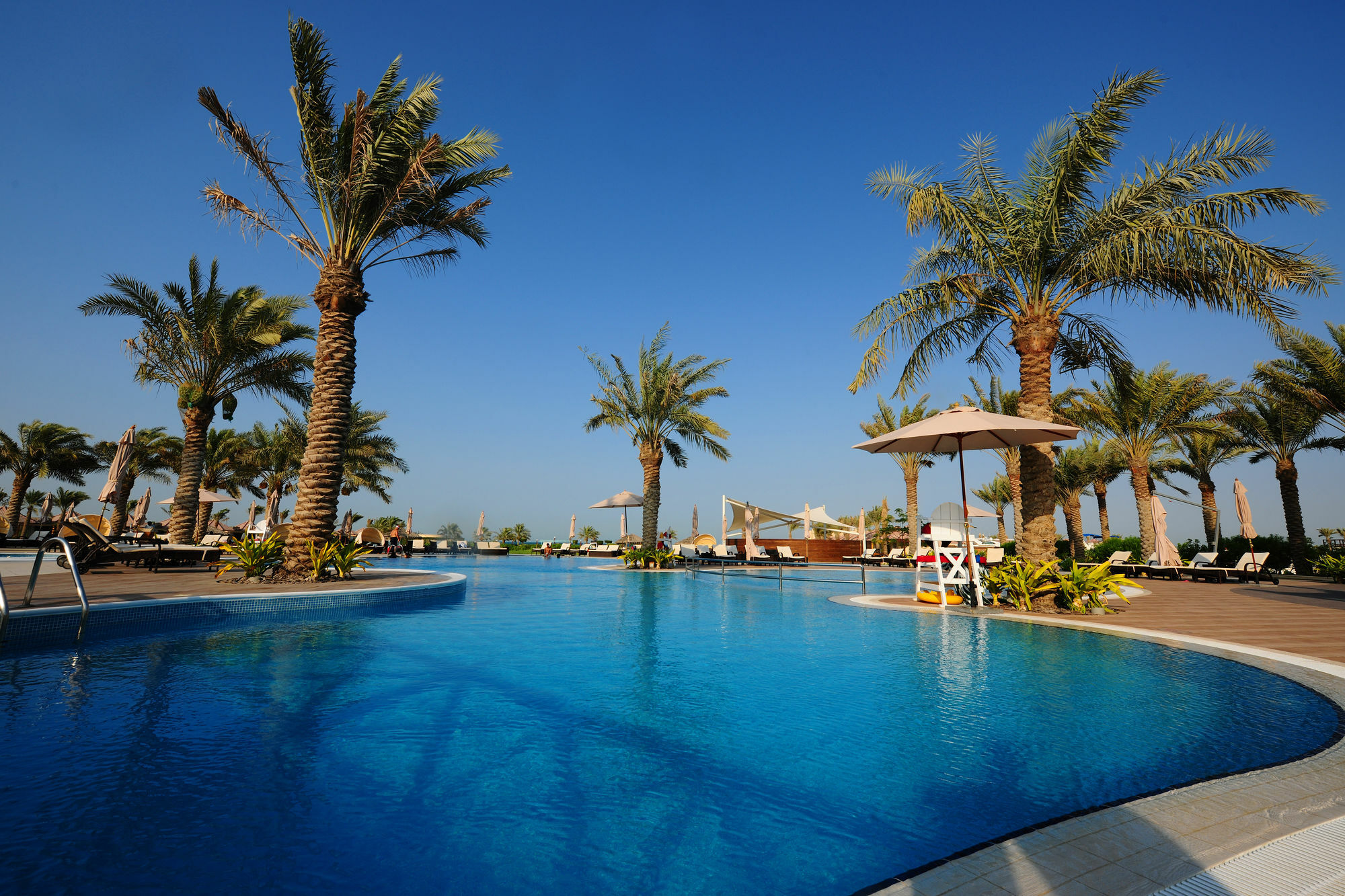 Albander Hotel & Resort Sitrah Exterior photo